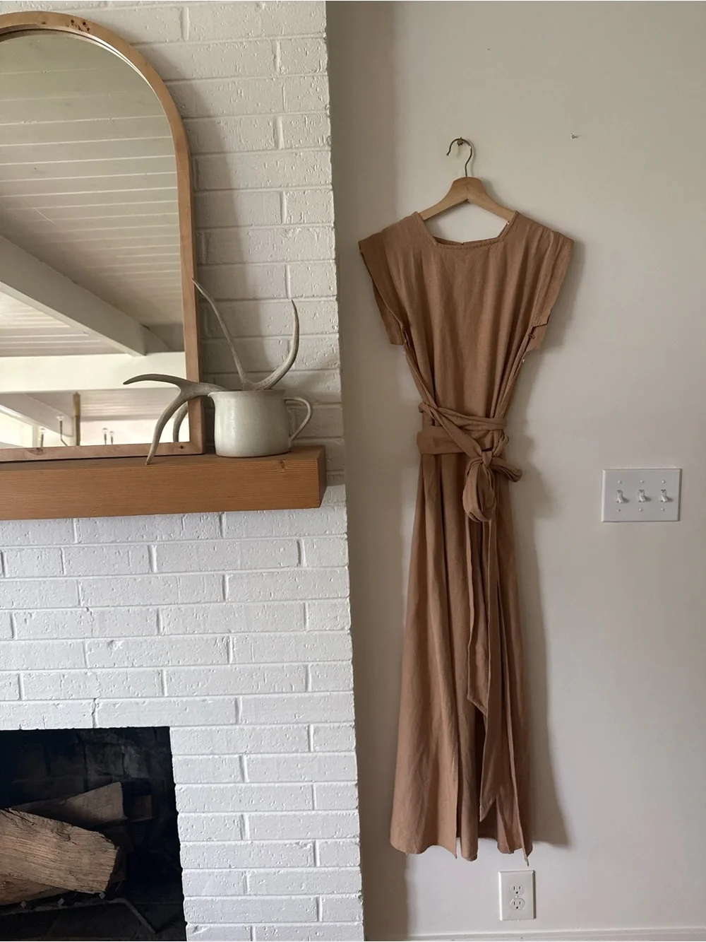 Sleeveless Belted Maxi Dress - Camel - Picture 2 of 4